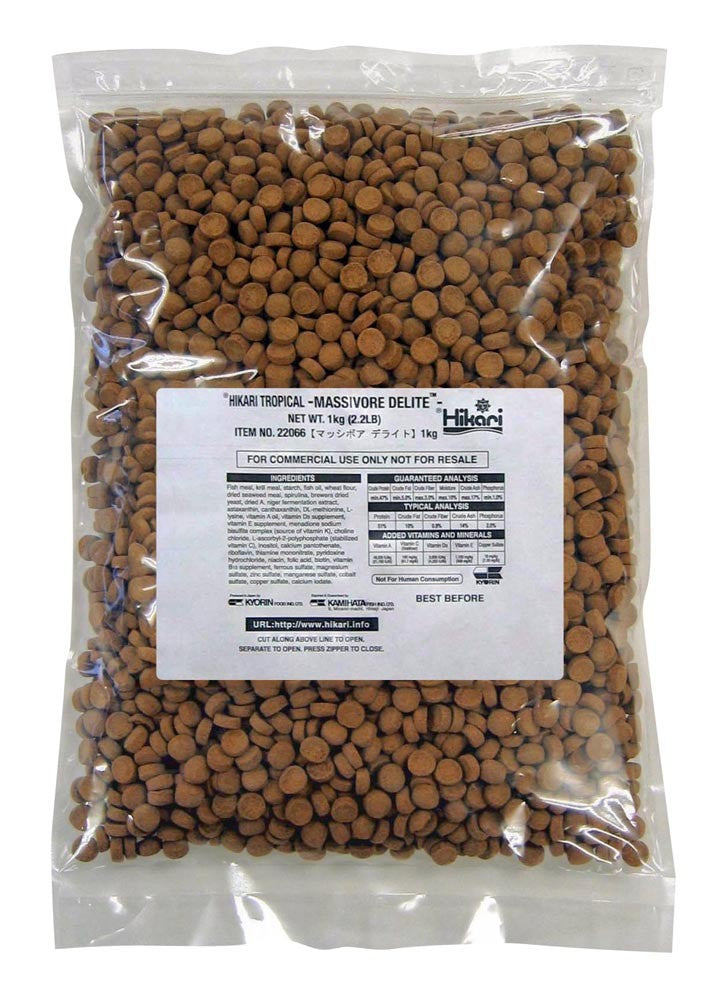 Hikari USA Massivore Delite Carnivore Pellets Fish Food 2.2 lb Large
